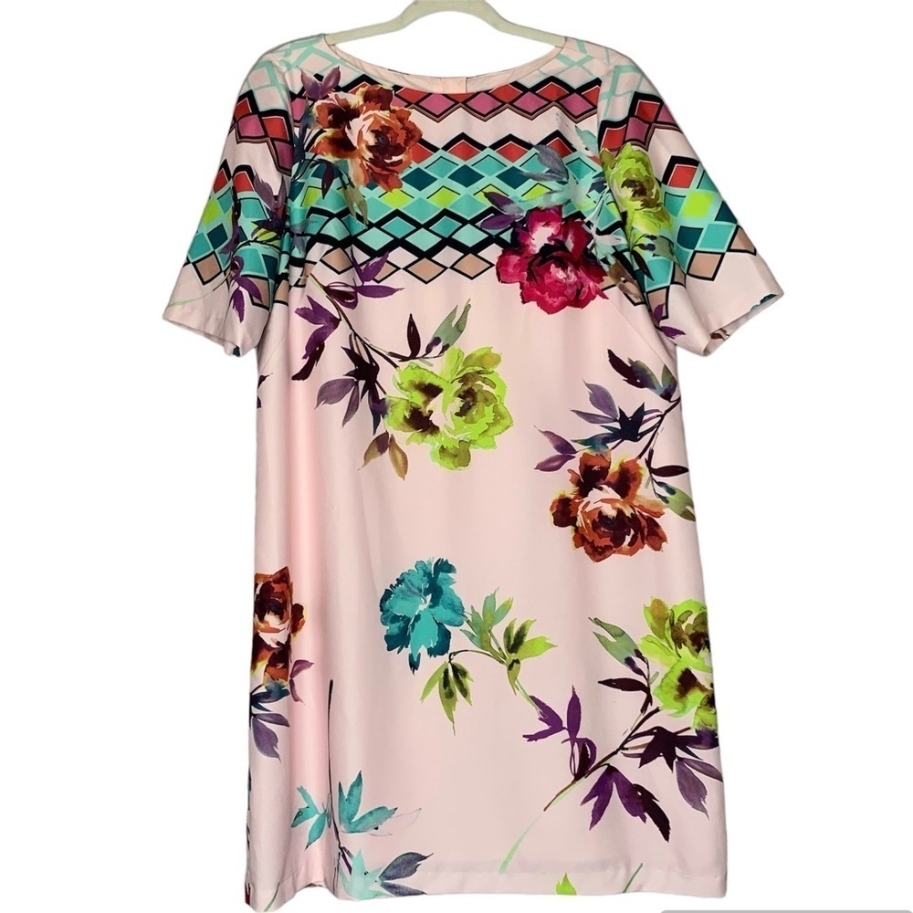 Adrianna Papell pink diamond floral dress w back zipper.‎ Poly blend. Size 16